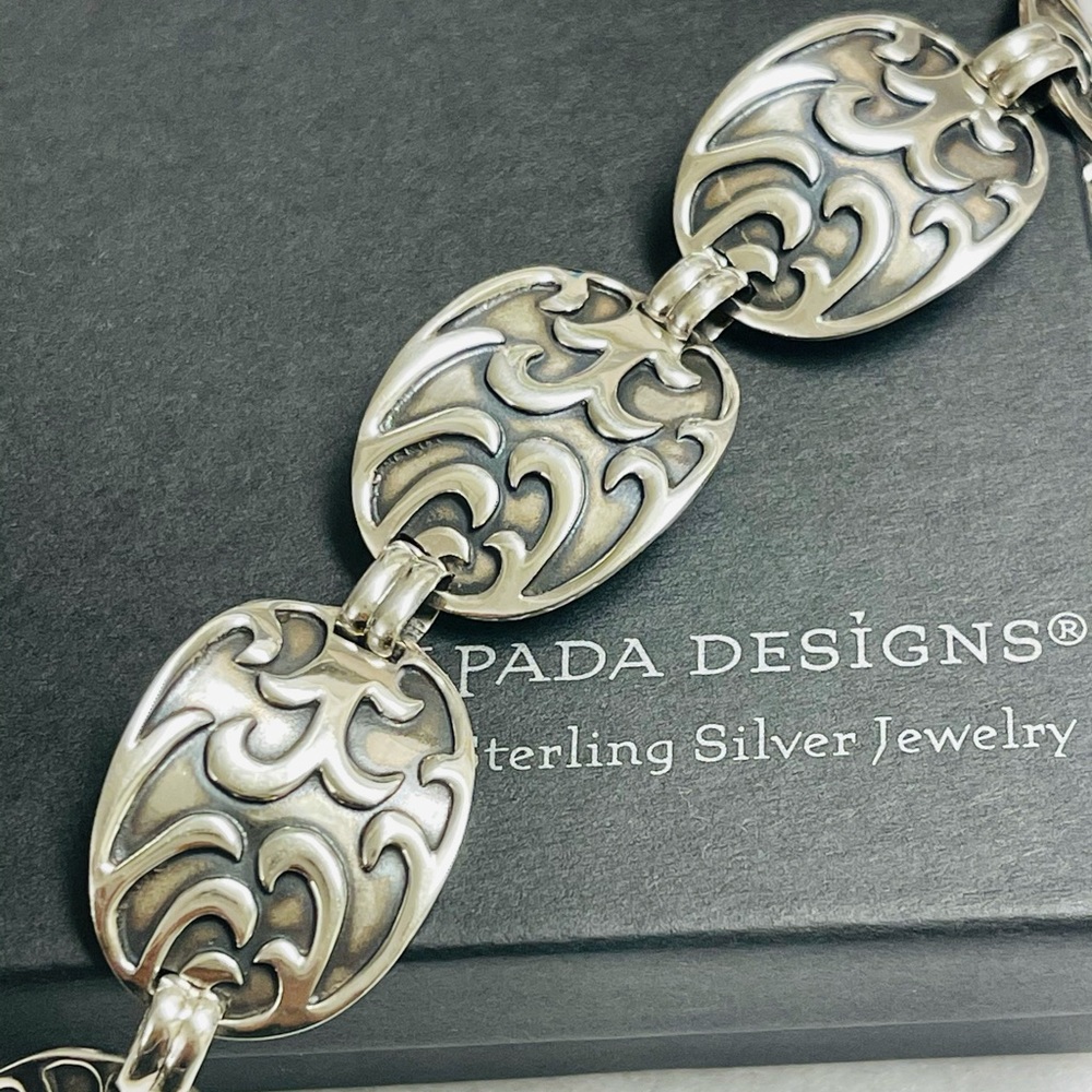 Silpada Circle Of Friends  Bracelet